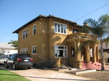 Robert and Virginia Cleator/Dell W. Harris House