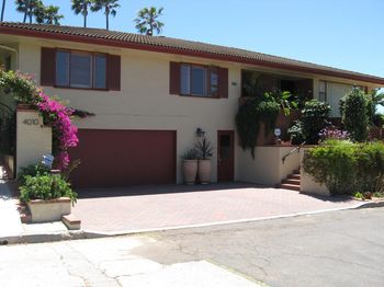 August and Ellen Ross House